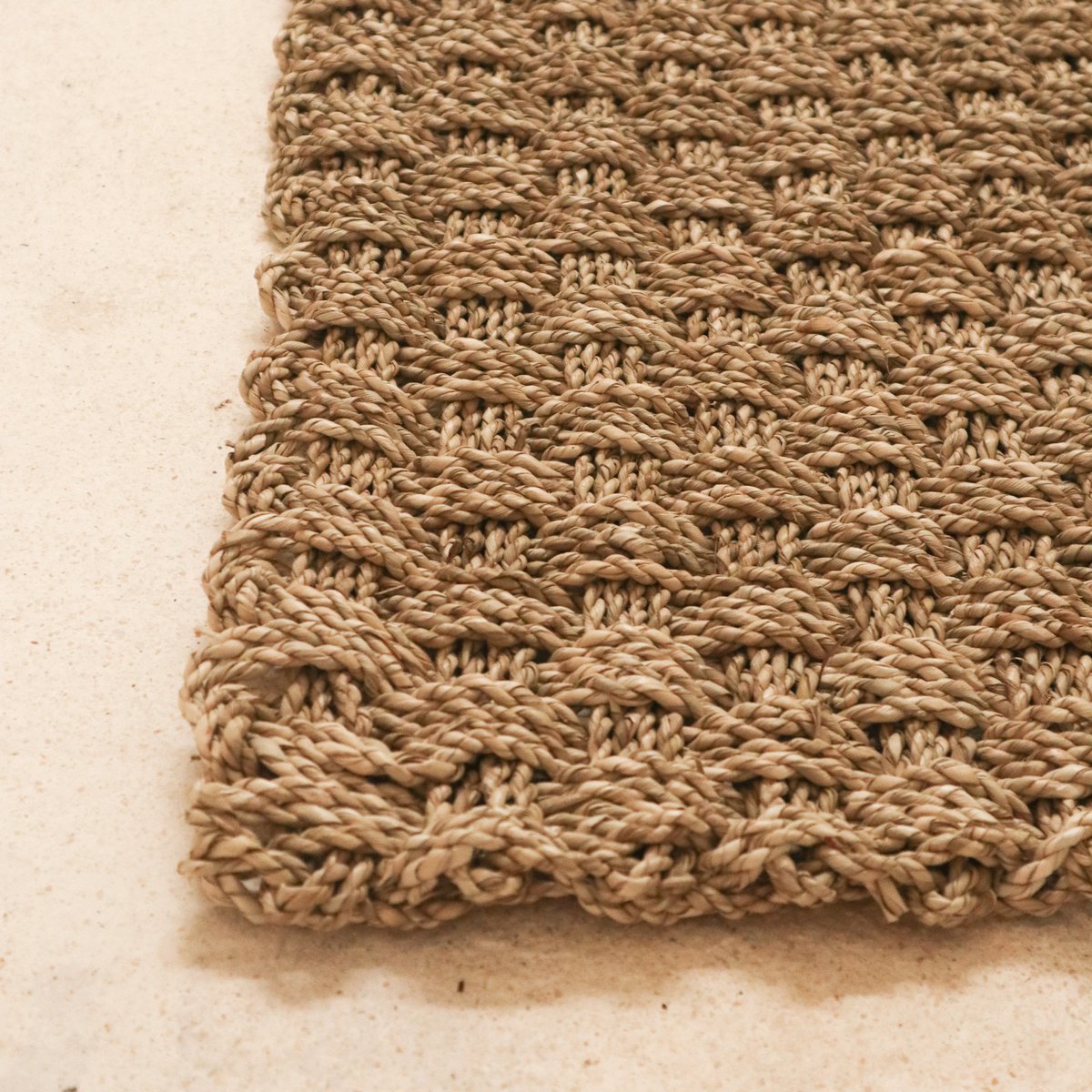 Tapis en jonc de mer 72x45 cm tissé à la main à partir de fibres naturelles NIRAMA Tapis de paillasson rectangulaire